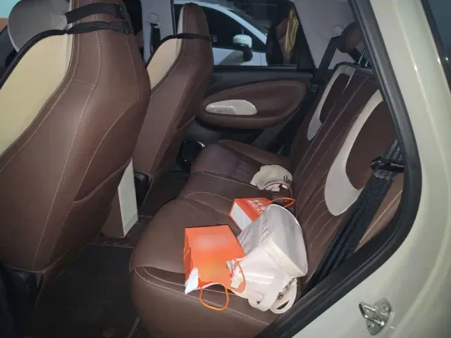 Wuling Bingo — Фото автомобиля 18