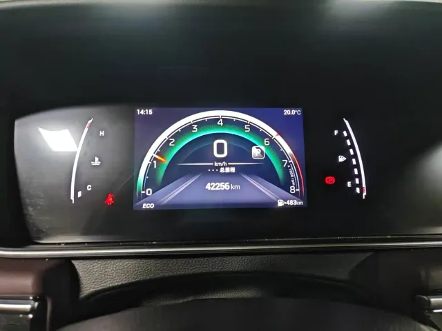 GAC Trumpchi M6 — Фото автомобиля 11