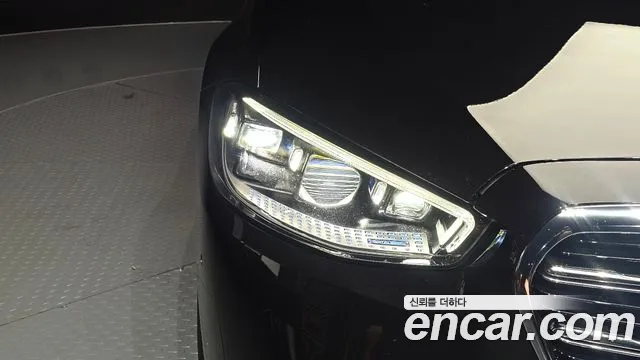 Mercedes-Benz S-Class S-класс W223 — Фото автомобиля 17