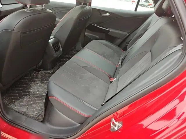 Volkswagen ID.3 — Фото автомобиля 16
