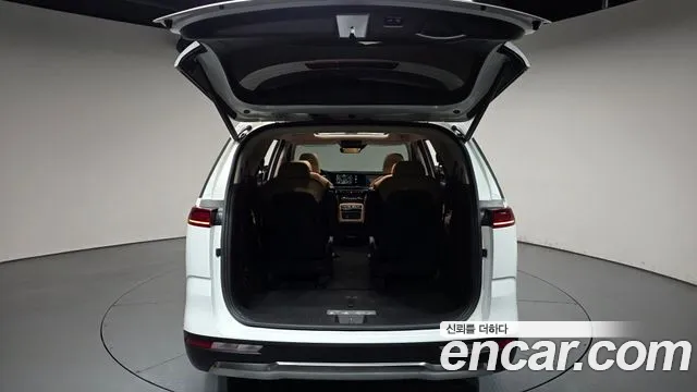 Kia Carnival 4th Gen — Фото автомобиля 26