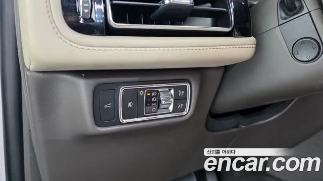 Lincoln Aviator 2nd Gen — Фото автомобиля 23