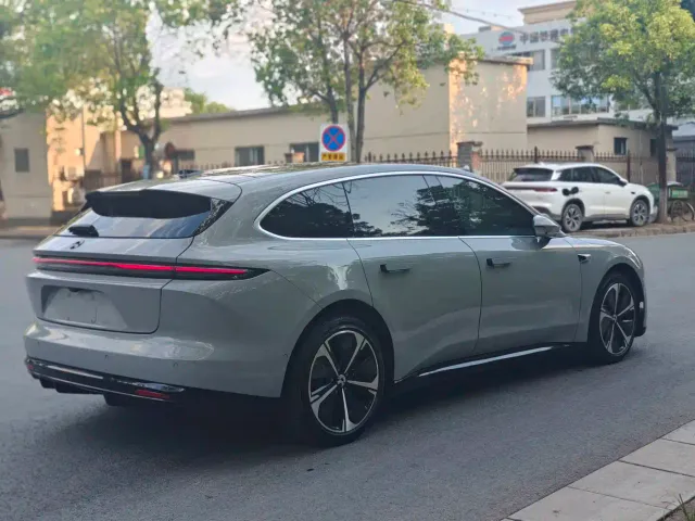 Nio ET5 Touring — Фото автомобиля 10