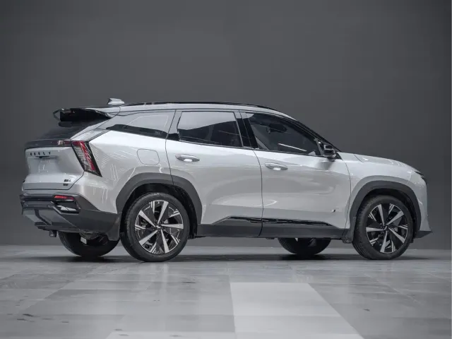 Geely Boyue L — Фото автомобиля 10