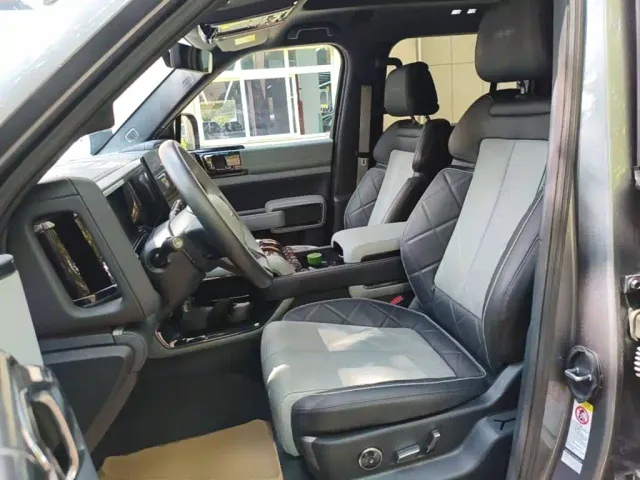 BYD FangChengBao Leopard 5 — Фото автомобиля 14