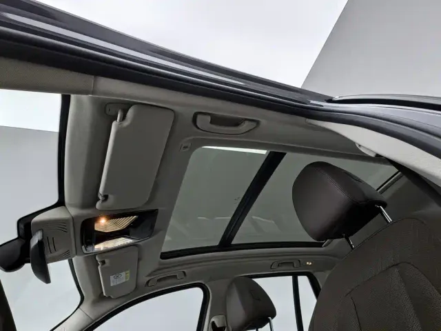 BMW iX3 — Фото автомобиля 14