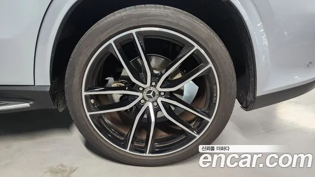 Mercedes-Benz GLS-Class — Фото автомобиля 5