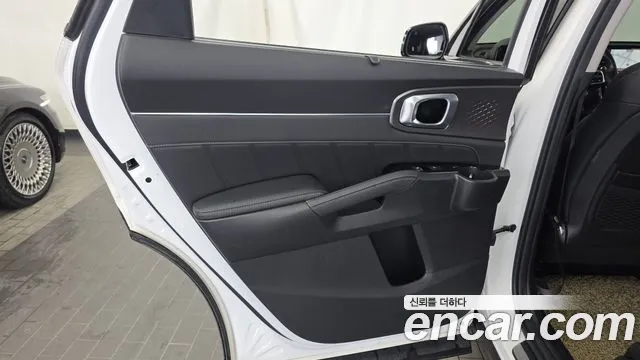Kia Sorento Sorento 4-е поколение Бензин 2.5T 2WD — Фото автомобиля 23