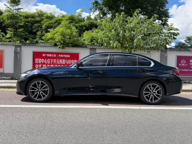 BMW 3 Series — Фото автомобиля 7