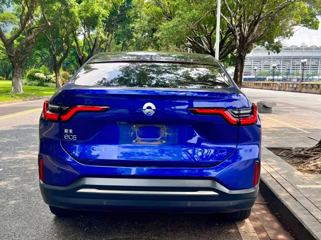 Nio EC6 — Фото автомобиля 5