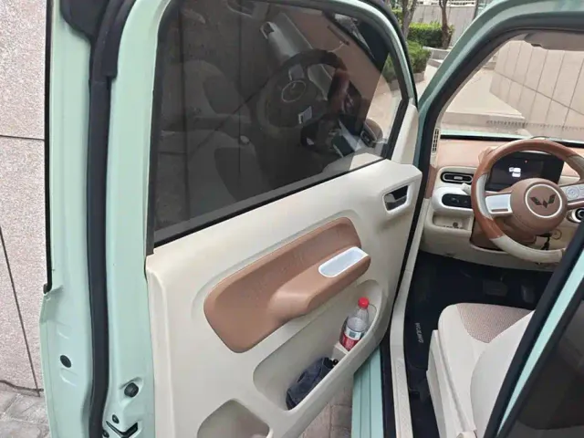 Wuling Hongguang Mini EV — Фото автомобиля 7