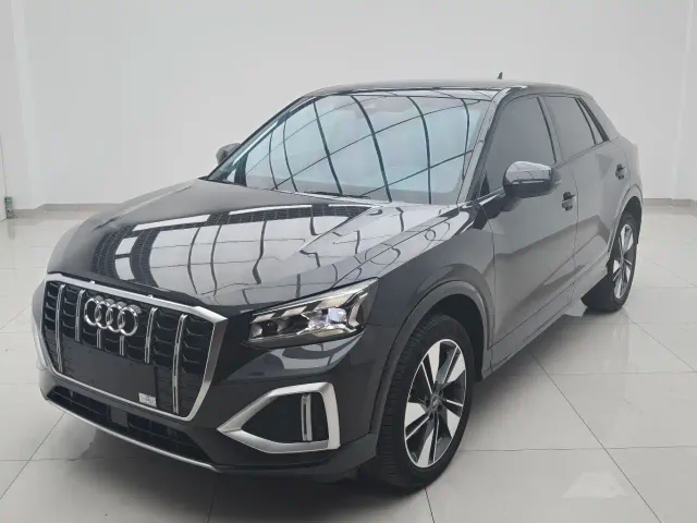 Фотография автомобиля — Audi Q2L
