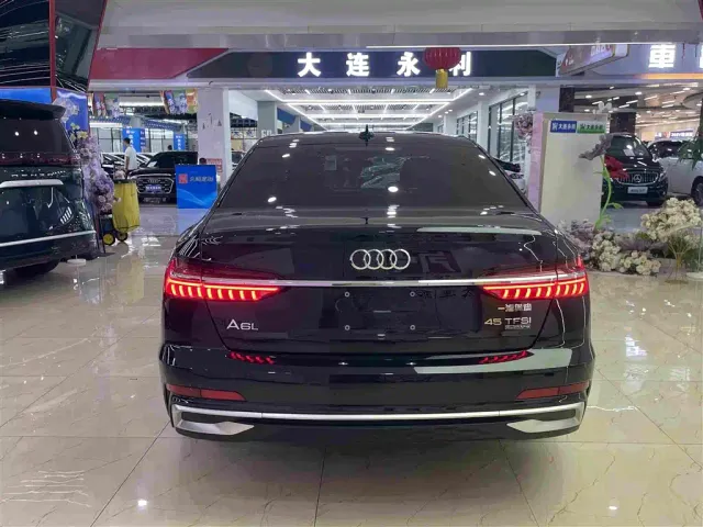 Audi A6L — Фото автомобиля 14