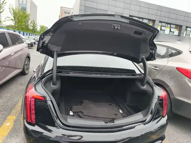 Cadillac CT5 — Фото автомобиля 18