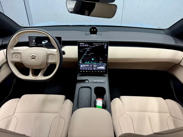 Nio ET5 — Фото автомобиля 9