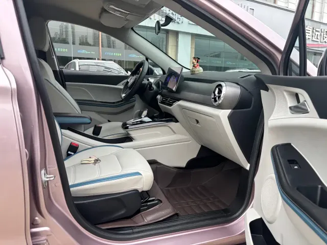 BYD Yuan Pro — Фото автомобиля 14