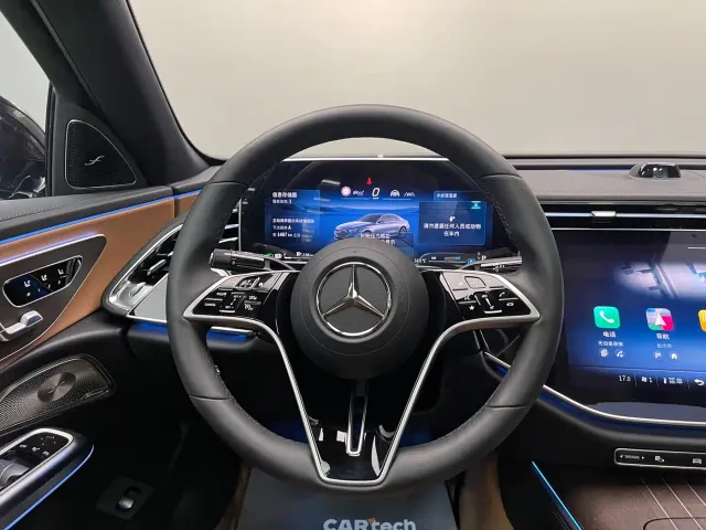 Mercedes-Benz E-Class — Фото автомобиля 29