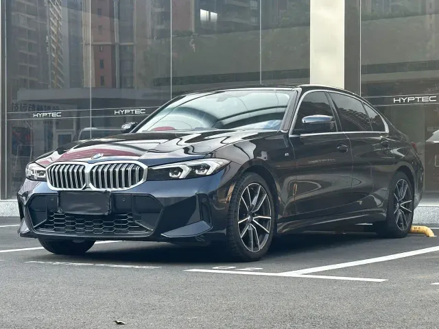 Фотография автомобиля — BMW 3 Series
