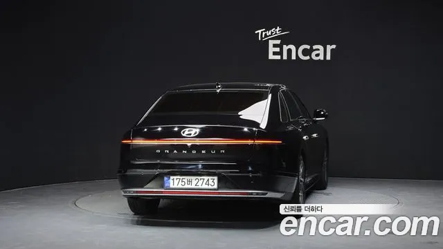 Hyundai Grandeur — Фото автомобиля 4