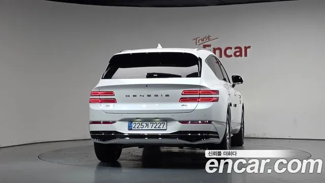 Genesis GV80 2.5T Бензин AWD — Фото автомобиля 4