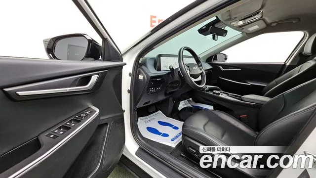 Kia EV6 — Фото автомобиля 10