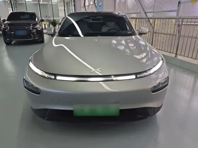 Xpeng P7 — Фото автомобиля 2