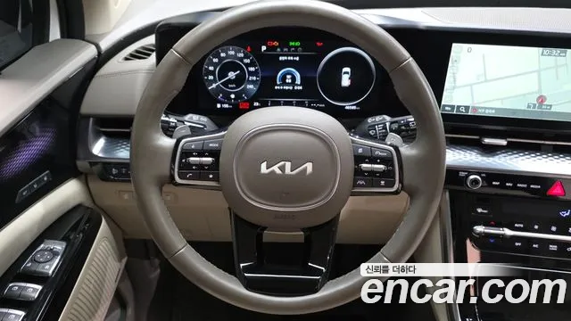 Kia Carnival Generation 4 — Фото автомобиля 13