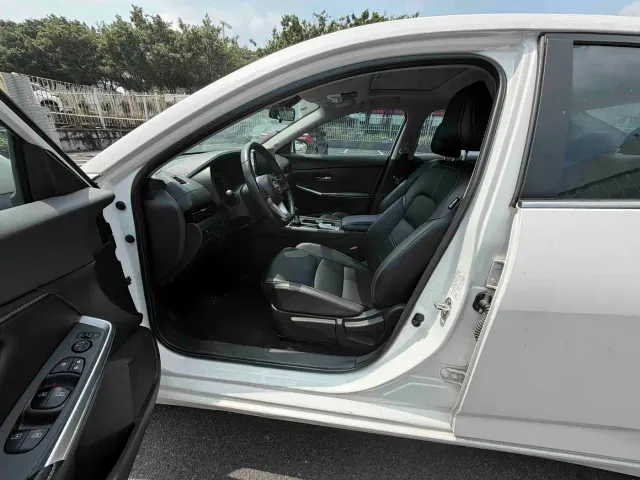 Nissan Sylphy — Фото автомобиля 5