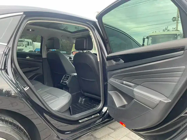 Volkswagen Passat — Фото автомобиля 13