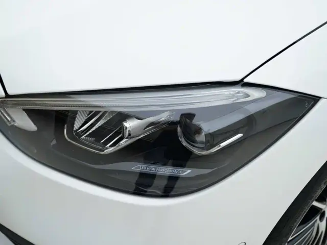 Mercedes-Benz C-Class — Фото автомобиля 12