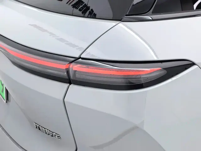 Nio ES6 — Фото автомобиля 8
