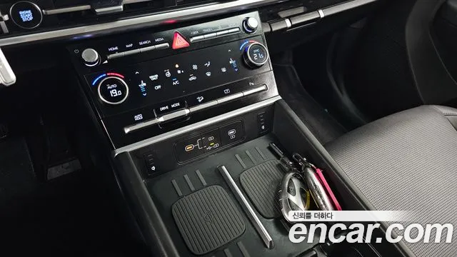 Hyundai Santa Fe MX5 — Фото автомобиля 27