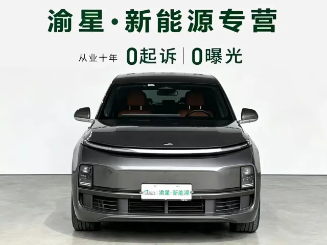 Li Auto L8 — Фото автомобиля 2
