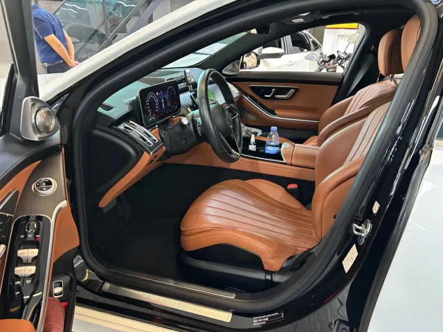 Mercedes-Benz S-Class — Фото автомобиля 15