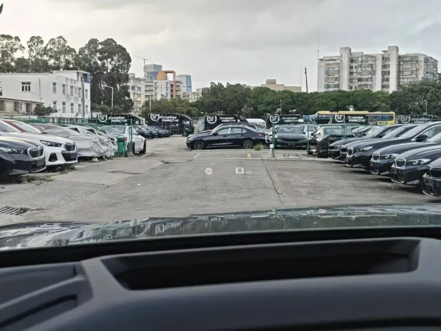 BMW XM — Фото автомобиля 5