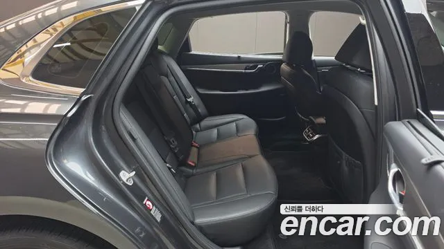 Hyundai Grandeur New — Фото автомобиля 17