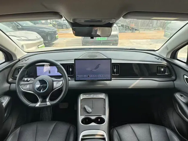 BYD Sealion 05 EV — Фото автомобиля 6