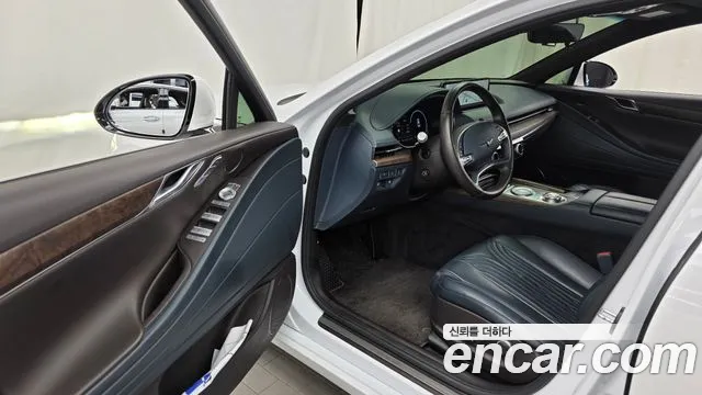 Genesis G80 Бензин 3.5 турбо AWD — Фото автомобиля 2