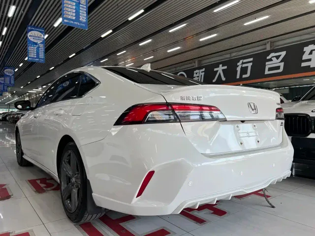 Honda Inspire — Фото автомобиля 9