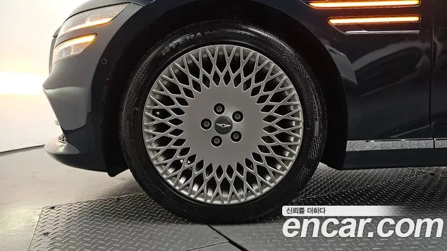 Genesis G80 RG3 — Фото автомобиля 5