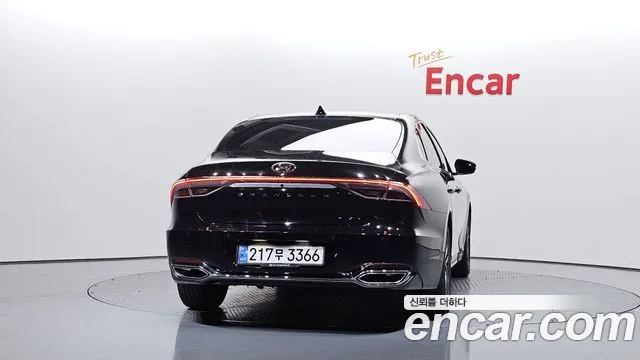 Hyundai Grandeur New — Фото автомобиля 4