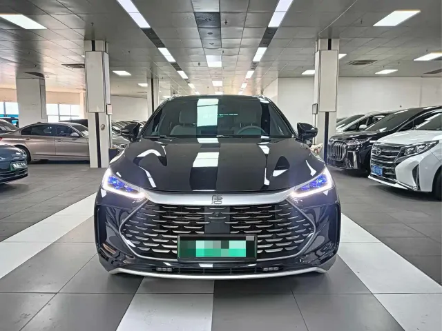 BYD Tang — Фото автомобиля 2
