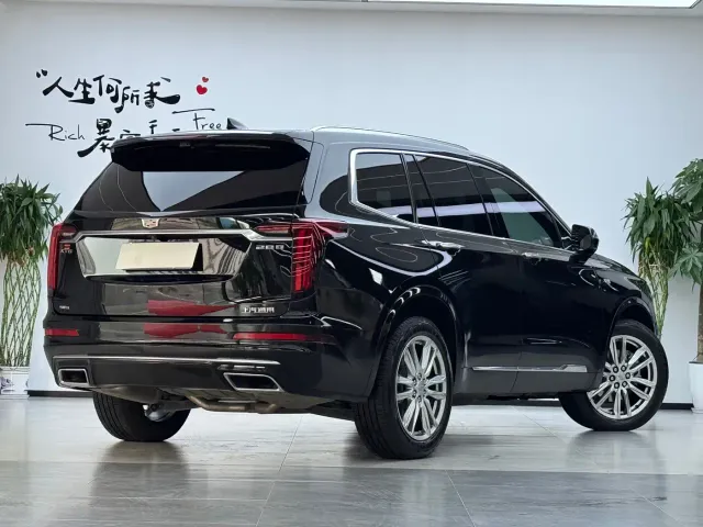 Cadillac XT6 — Фото автомобиля 3
