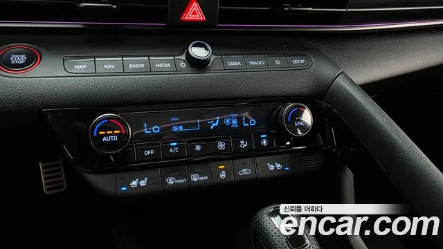 Hyundai AVANTE Новый Avante (CN7) — Фото автомобиля 12