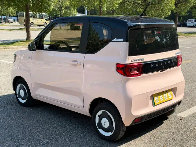 Wuling Hongguang Mini EV — Фото автомобиля 2