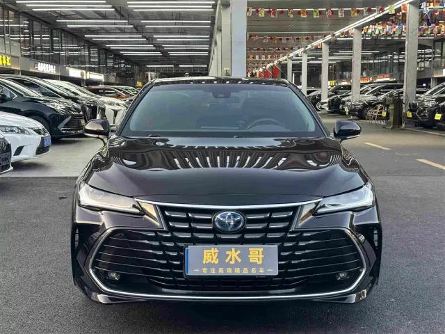 Toyota Avalon — Фото автомобиля 3