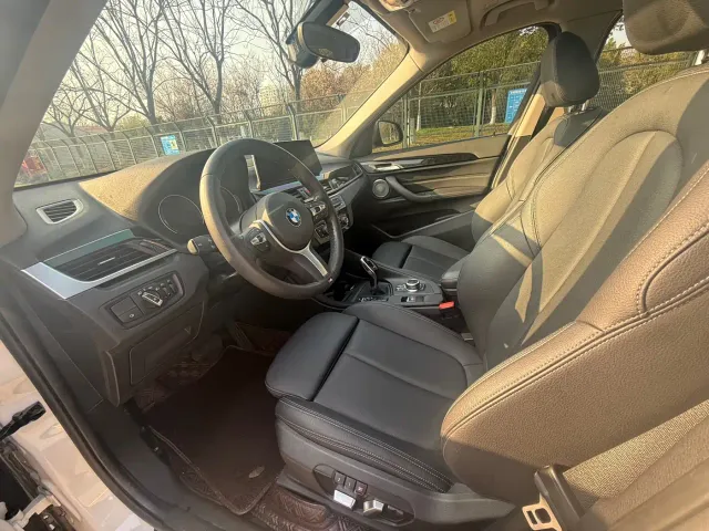 BMW X1 — Фото автомобиля 4