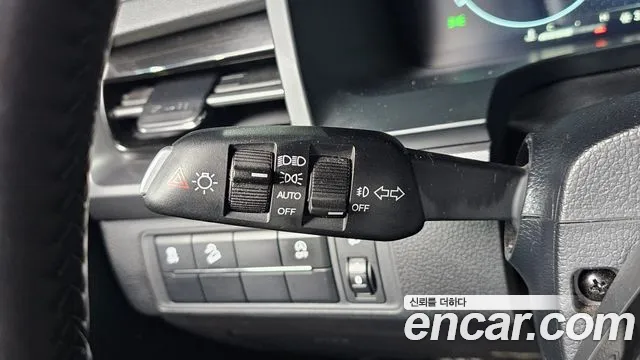 KG_Mobility_Ssangyong Rexton Новый Rexton Sport Дизель 2.2 4WD — Фото автомобиля 13