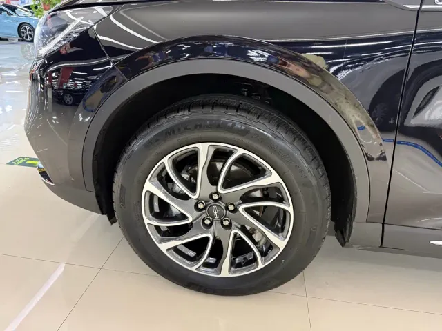 Lincoln Corsair — Фото автомобиля 13