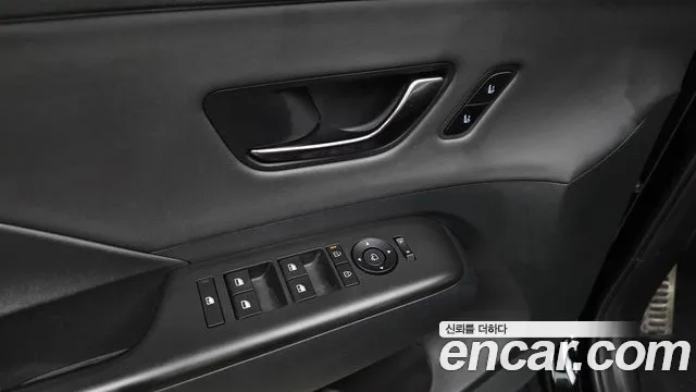 Hyundai Kona SX2 — Фото автомобиля 23